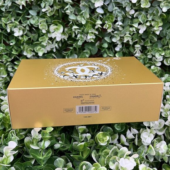 Chanel Limited Edition Gold Gift Box Easy Come Easy Glow - Picture 7 of 10